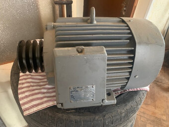Prodám elektromotor - 2