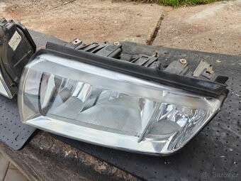 Škoda Fabia I - přední světla - 2