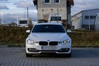 BMW Rad 3 320d xDrive A/T, 135kw, A8, 4d - 2