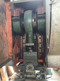 Prodám excentrický lis LEN 63 C - 2