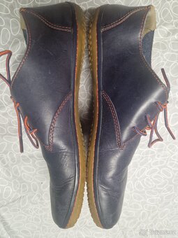 Vivobarefoot - 2
