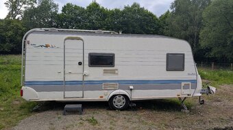 Karavan Hobby Excellent Easy 500 KMFe palandy - 2