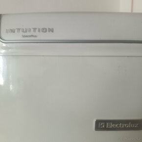 Lednice s mrazákem Electrolux - 2