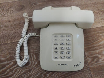 Telefon pro pevnou linku - 2