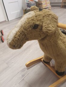 Houpací kůň - 2