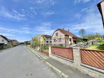 Prodej rodinného domu na pozemku 890 m2 v obci Radomyšl, okr - 2