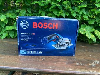 Malá aku okružní pila Bosch GKS 12V-26 Professional - 2