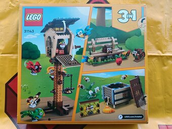 LEGO Creator 3in1 31143 Ptačí budka - 2
