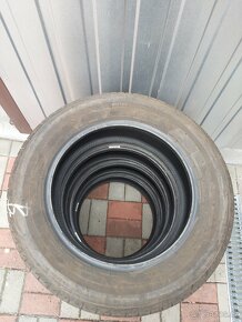 Pneu  kamiq 205/60/16 - 2