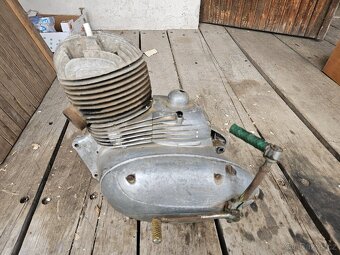 Motor jawa pérak - 2