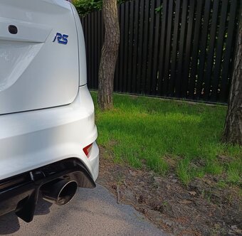 FOCUS RS - 2