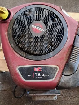 Briggs Stratton motor prodám - 2