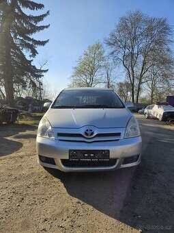 TOYOTA COROLLA VERSO 2.2 130KW - 2