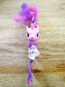 Mořský poník Twilight Sparkle měnící barvu HASBRO - 2