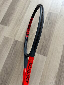 Prodám tenisovou raketu head radical MP - 2