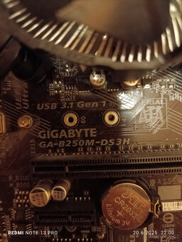 GIGABYTE B250M-DS3H + ZDARMA INTEL PENTIUM G4560 - 2