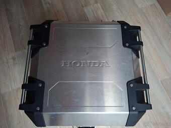 Originální ALU kufr Honda Africa Twin 1100 + INSTAL. PLOTNA - 2