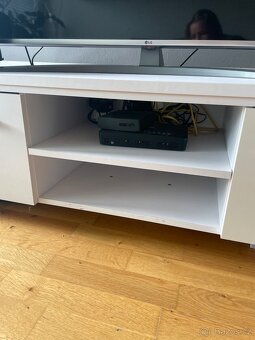 TV stolek - 2
