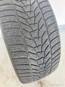 225/40/18 92V Zimní Hankook - 2