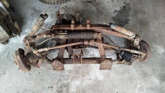 Nápravnice s převodovkou a řízením Trabant 601 - 2