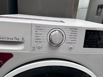Parní Pračka na 9kg Lg A+++. - 2