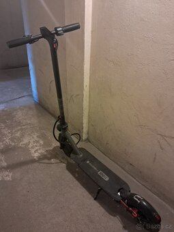 Elektronická koloběžka GoGen VOYAGER 500W S801 - 2