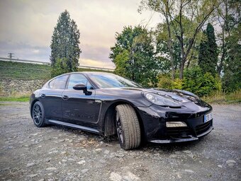 NA PRODEJ: Porsche Panamera 3.0 Diesel – Luxus, Výkon a Styl - 2