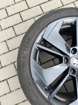 Prodám kola 225/45/18 letní 20 000 kč - 2