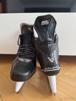 Hokejové brusle - 2