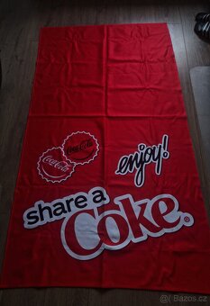 Krásný nový froté ručník Coca Cola - 2