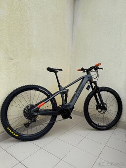 Prodám e-kolo Cube STEREO - 2