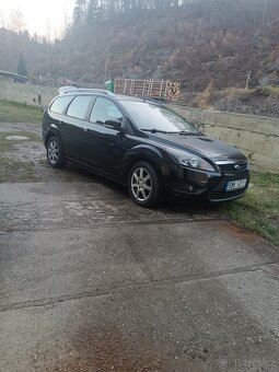 Ford focus 1.6 16v 74 kw LPG - 2