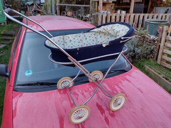 Kočárek pro panenky - 2