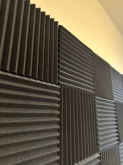 16ks 30x30cm Akustické panely 2.5cm - 2