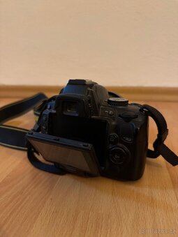 Nikon D5000 + objektiv 18-55mm - 2