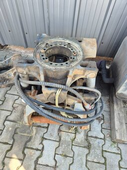 Otočná naklápěcí hlava SMP - 2