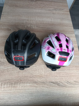 Dětská cyklistická helma (se světlem) - 2