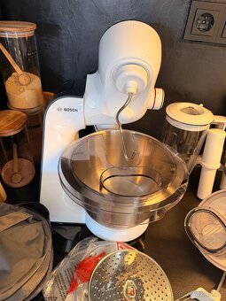 Kuchyňský robot Bosh mum 5 - 2