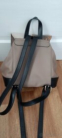 Dámský batůžek z CCC - 2