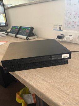 XBox One X 1TB - 2