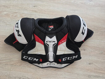 Chránič ramen CCM Jetspeed 475 - 2