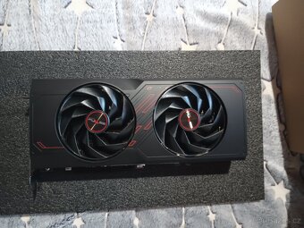 Rozbalená Rx 7800 XT - 2