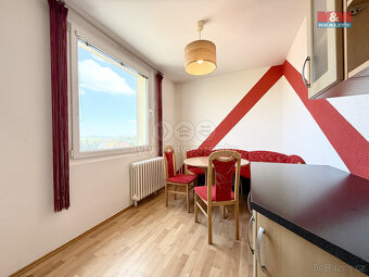 Prodej bytu 5+1, 92 m², Broumov, ul. U Větrolamu - 2