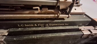 Vzácný psací stroj Smith - Corona, Made in USA - 2