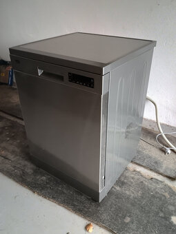 Myčka BEKO DFN26420XAD - 2