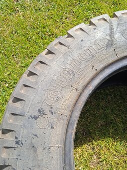 Pneu 10.0/75-15.3 - 2