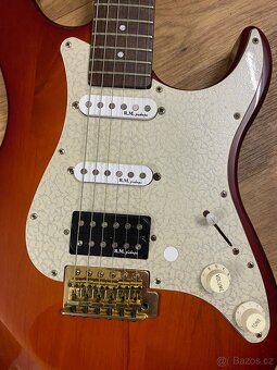 Yamaha Pacifica 312, SKB plastový kufr - 2