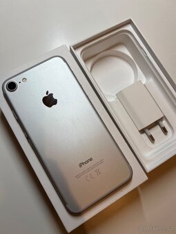 iPhone 7 32GB - 2
