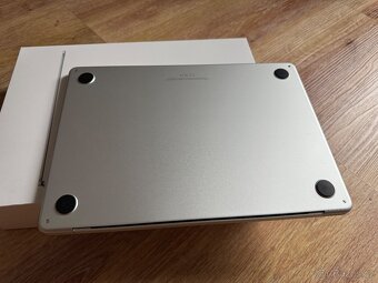 Macbook Air M2 16GB / 256GB Silver - 2