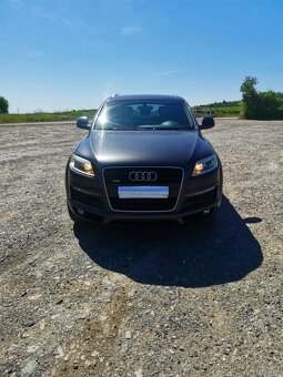 Audi Q7 V8 4,2 - 2